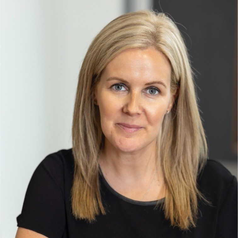 Kelly Warburton GCRE